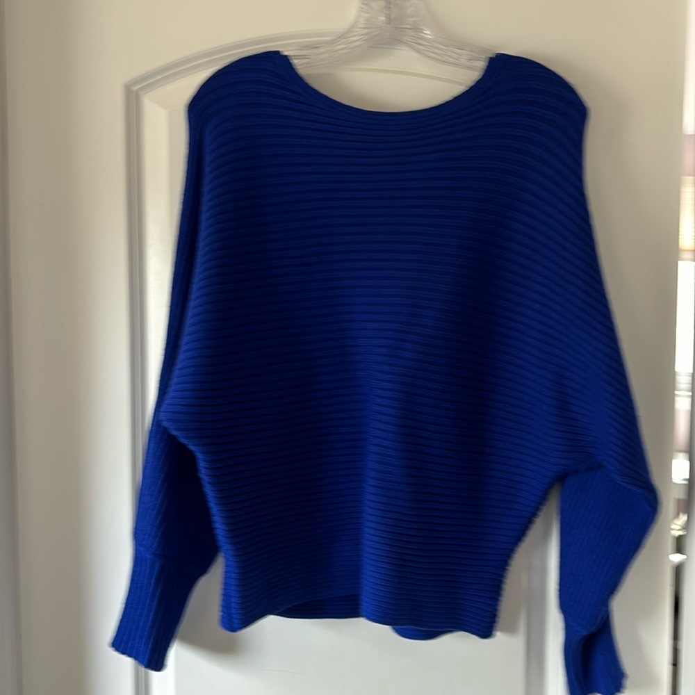 Anthropologie Navy Sweater Size M